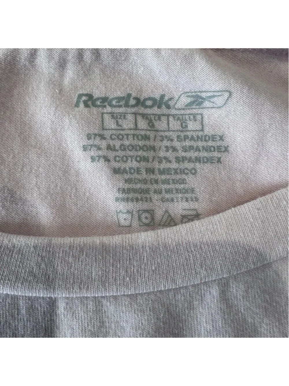 Pink short Sleeve T-shirt Women’s Large.